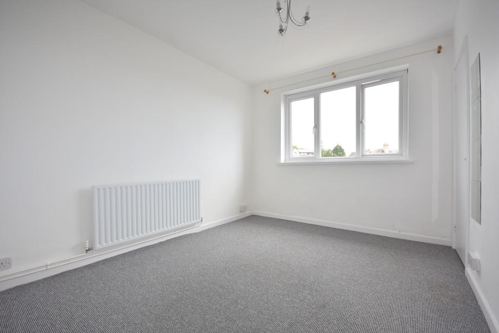 8 St Donats, Kymin Road, Penarth, Vale of Glamorgan, CF64 1AS